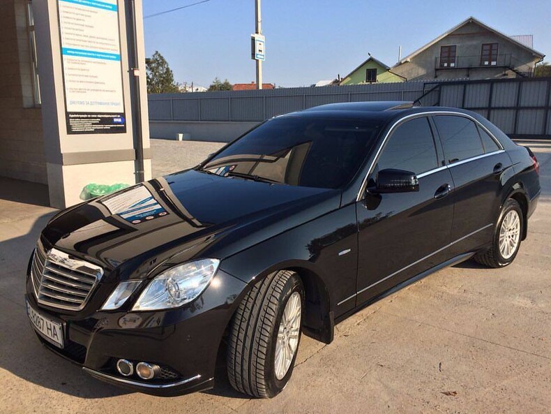 Полірування кузова пастами Meguiar's і нанесення кераміки Полірування кузова пастами Meguiar's і нанесення кераміки
