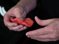 Детейлінг глина абразивна Meguiar's C2100 Detailing Clay Agressive, 200 г - Фото 4