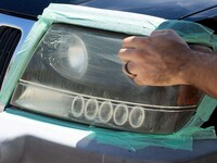 Набір для абразивного відновлення і захисту фар Meguiar's G2980 Heavy Duty Headlight Restoration Kit - Фото 8