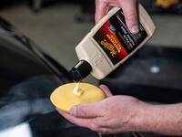 Натуральний жовтий віск Meguiar's M2616 Professional Hi-Tech Yellow Wax, 473 мл - Фото 5