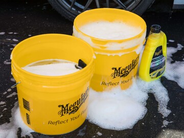 Автомобільний шампунь з воском Meguiar's G17748 Ultimate Wash & Wax, 1.42 л