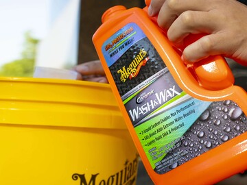 Автомобільний гібридно-керамічний шампунь Meguiar's G210256 Hybrid Ceramic Wash & Wax, 1.4 л