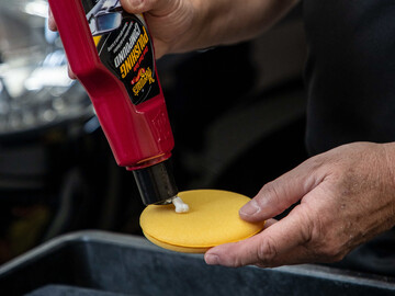 Автополіроль Meguiar's G18116 Clear Coat Safe Polishing Compound, 473 мл