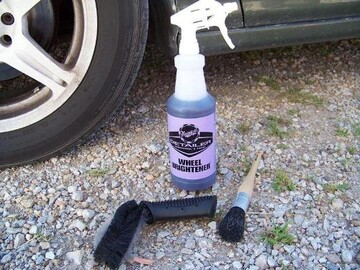 Ємність пластикова Meguiar's D20140 для засобу Detailer Wheel Brightener, 945 мл