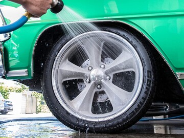 Очищувач для алюмінієвих дисків Meguiar's G14324 Hot Rims Aluminum Wheel Cleaner, 709 мл