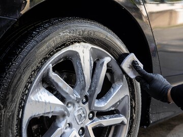 Очищувач для дисків та шин Meguiar's G9524 Hot Rims Wheel & Tire Cleaner, 709 мл