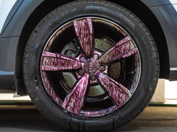 Очищувач для дисків з реагентом Meguiar's G180124 Ultimate All Wheel Cleaner, 709 мл