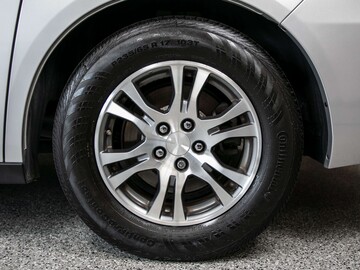 Пінний очищувач для шин Meguiar's G13919 Hot Shine Foam, 538 г
