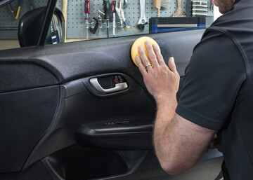 Засіб для догляду за салоном Meguiar's G4216 New Car Scent Protectant, 473 мл
