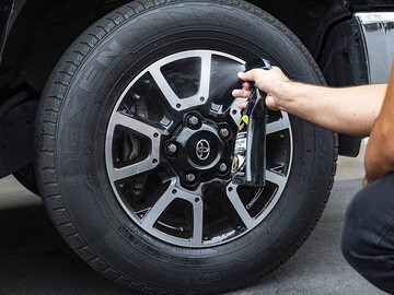 Суха мийка для дисків та шин Meguiar's G190424 Ultimate Waterless Wheel & Tire, 709 мл